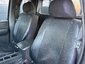 Nissan Navara 2.5 DCI Double Cab 4x4 Clima Navi picture 8