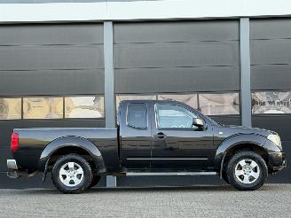 Nissan Navara 2.5 DCI Double Cab 4x4 Clima Navi picture 3