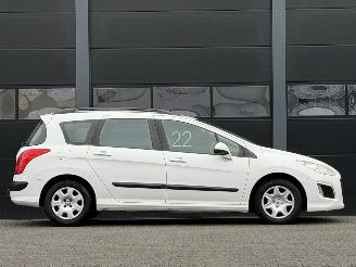 Peugeot 308 1.6 e-HDi Blue Navi Airco picture 3