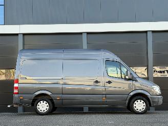 Mercedes Sprinter 3.0 319 CDI V6 Airco L2-H2 3-PERS picture 3