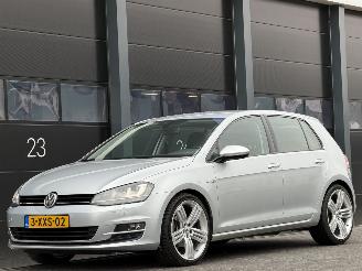 Käytettyjen passenger cars Volkswagen Golf 1.6 TDI CUP Edition Xenon Navi AUTOMAAT 2014/11