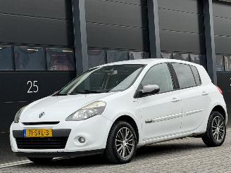 Käytettyjen passenger cars Renault Clio 1.5 dCi Night & Day Navi Clima 2011/12