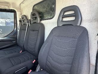 Iveco Daily 35S15V 2.3 Clima 3-PERS picture 8
