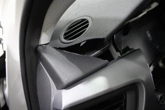 Kia Stonic  picture 14