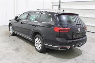 Volkswagen Passat  picture 4
