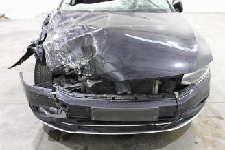 Volkswagen Passat  picture 6