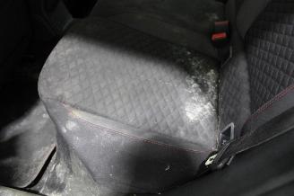 Volkswagen Golf  picture 19