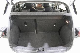 Nissan Micra  picture 17