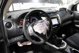 Nissan Navara  picture 10