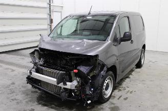 Salvage car Citroën Berlingo  2023/5