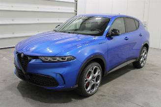 demontáž osobní automobily Alfa Romeo Tonale  2023/7