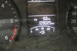 Volkswagen Transporter T6 picture 13