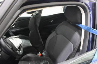 Renault Scenic  picture 11