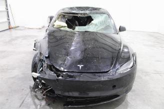 Tesla Model 3  picture 7