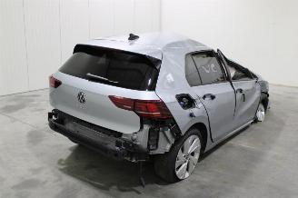 Volkswagen Golf  picture 3