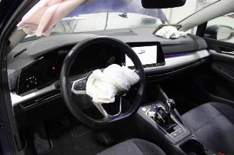 Volkswagen Golf  picture 9