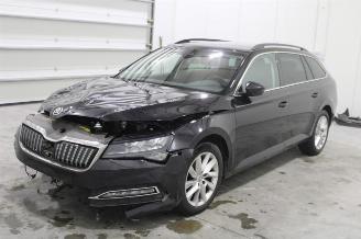 Auto incidentate Skoda Superb  2020/12