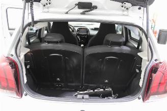 Peugeot 108  picture 21