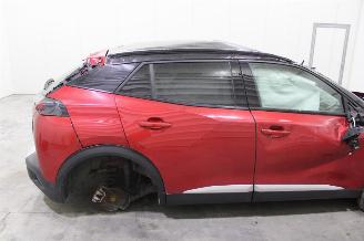 Peugeot 2008  picture 9