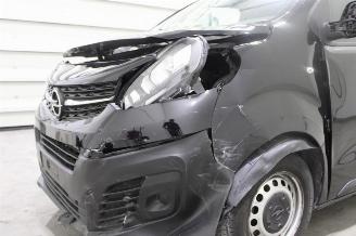 Opel Vivaro  picture 19