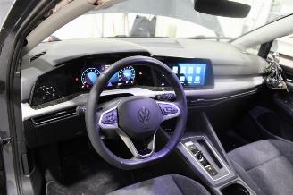 Volkswagen Golf  picture 10