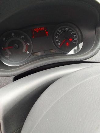 Renault Clio  picture 7