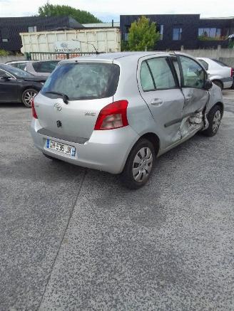 Toyota Yaris  picture 4