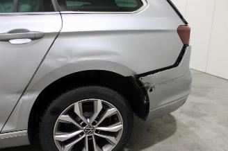 Volkswagen Passat  picture 10