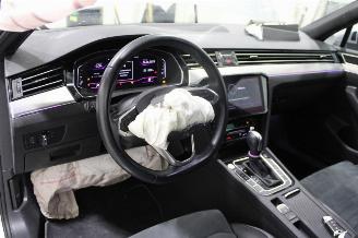 Volkswagen Passat  picture 11