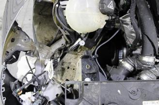 Peugeot 208  picture 20