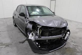 Peugeot 208  picture 2