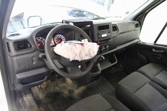 Nissan Interstar  picture 10