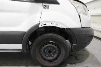 Ford Transit  picture 6