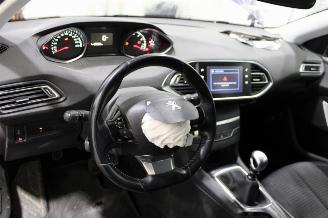 Peugeot 308  picture 9