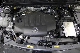 Mercedes Cla-klasse CLA 180 picture 14