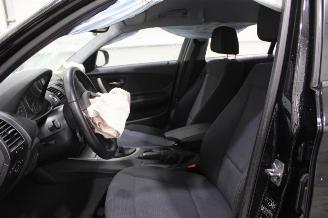 BMW 1-serie 116 picture 10