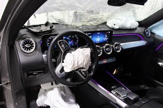 Mercedes GLB 200 picture 10