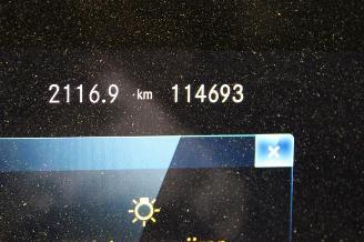 Mercedes GLB 200 picture 13