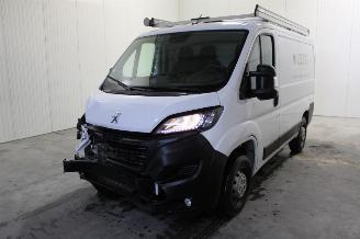 Unfallwagen Peugeot Boxer  2023/9