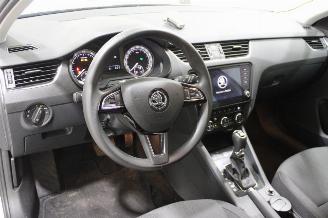 Skoda Octavia  picture 10