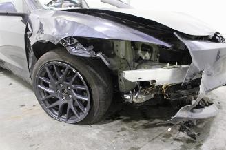 Tesla Model 3  picture 8