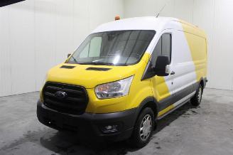 damaged passenger cars Ford Transit  2023/6