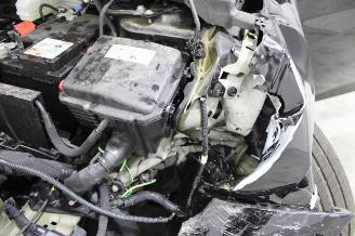 Peugeot 208  picture 14