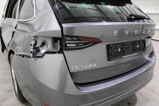 Skoda Octavia  picture 25