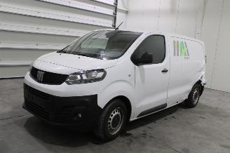 skadebil auto Fiat Scudo  2023/8