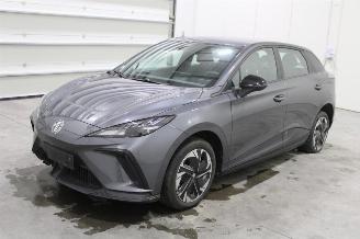 Vaurioauto  passenger cars MG MG4  2023/11