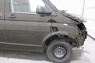 Volkswagen Transporter T6 picture 5
