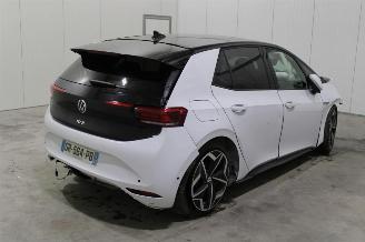 Volkswagen ID.3  picture 3