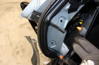 Ford Kuga  picture 23