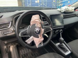 Renault Clio  picture 9